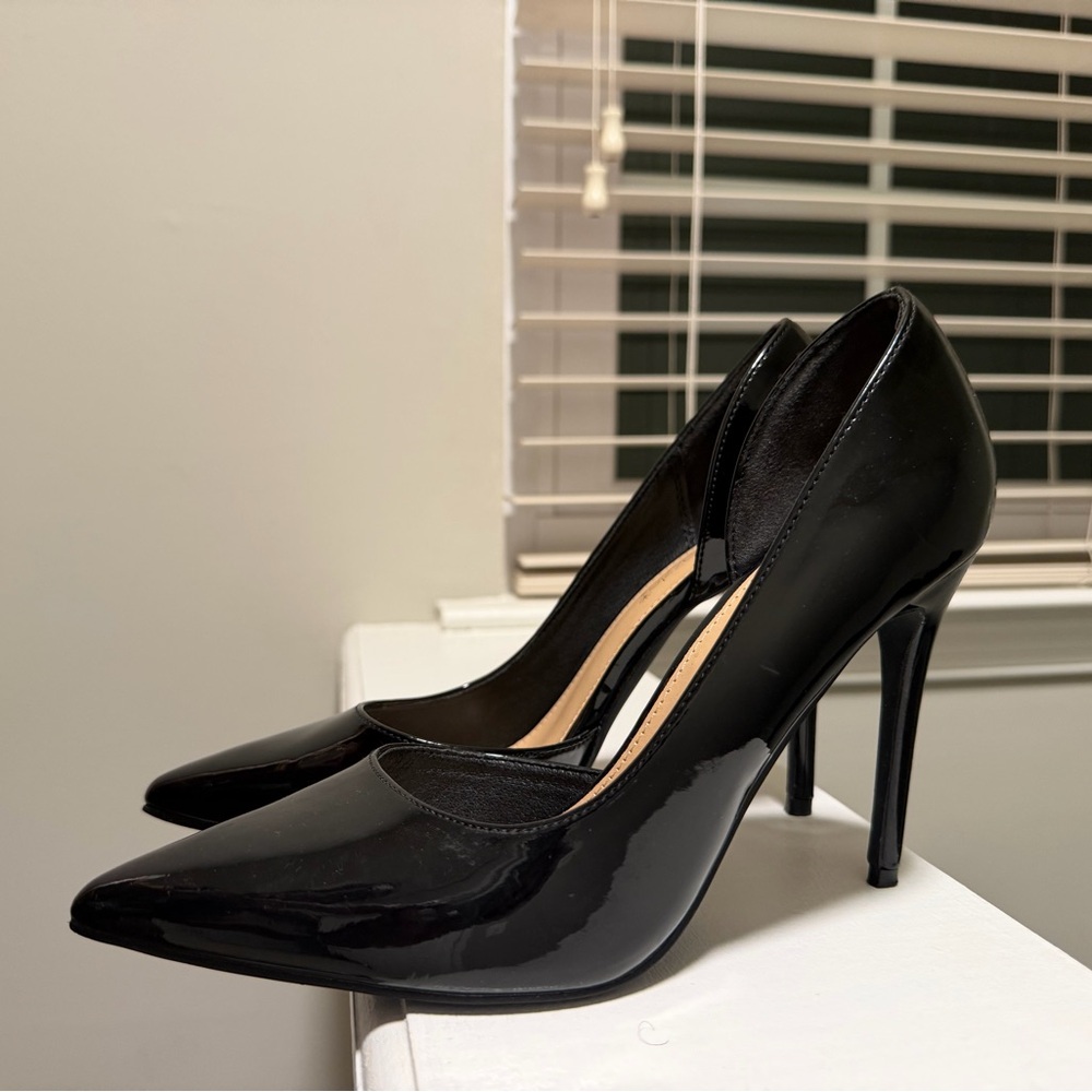 Shoe Dazzle Black Patent Pointed-Toe Stiletto Pumps